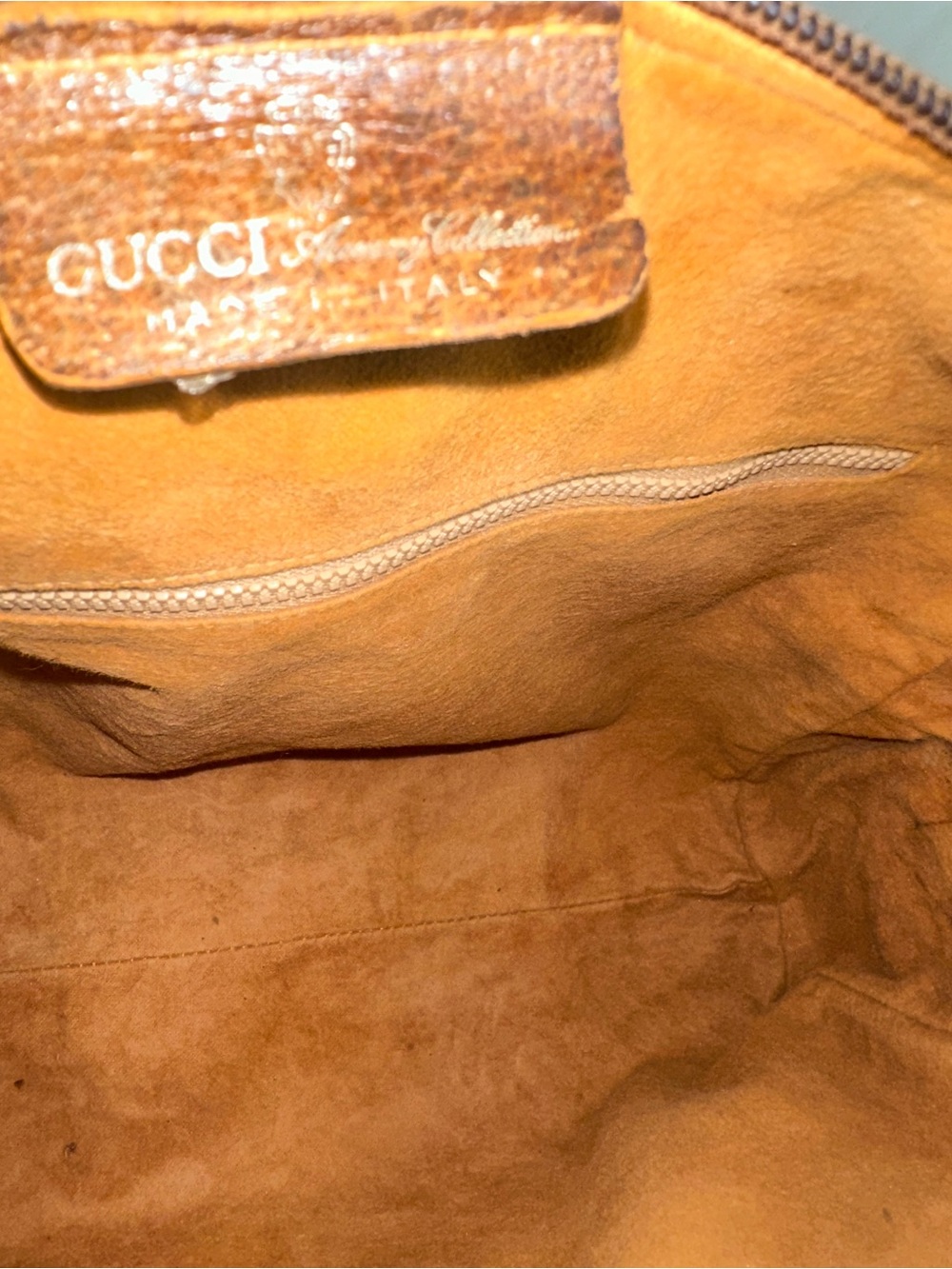 Gucci Handbag - Picture 12 of 13